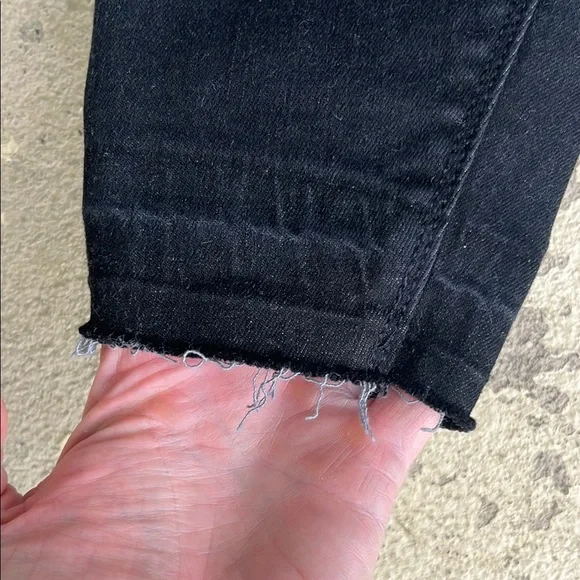 New SPANX Black Skinny Jeans Distressed Knee - Picture 14 of 16
